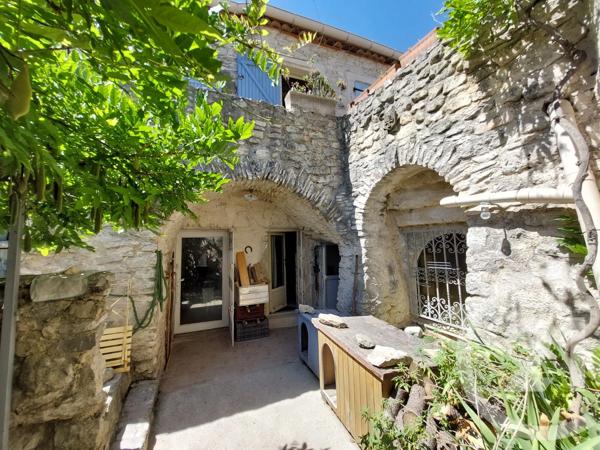 Maison à vendre  7 pièces - 189,24 m 2   BAGNOLS SUR CEZE  - 30