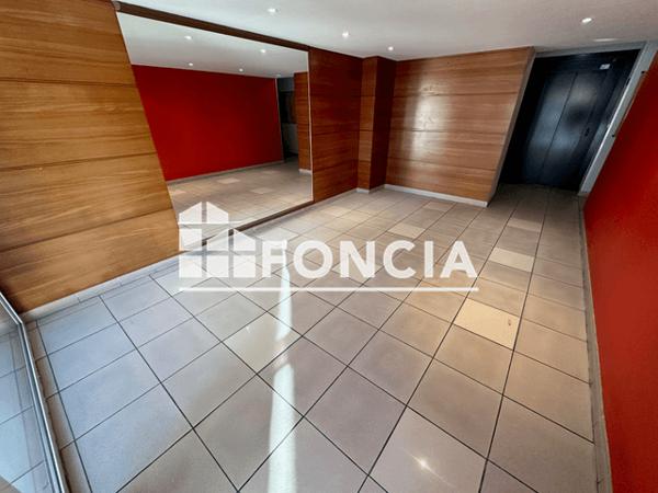 Location Appartement 3 pièces 64.15 m² - 21 BIS RUE JULIEN FABRE Salon De Provence 13300
