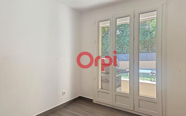 Appartement à vendre    4 pièces • 80 m2 La Seyne-sur-Mer