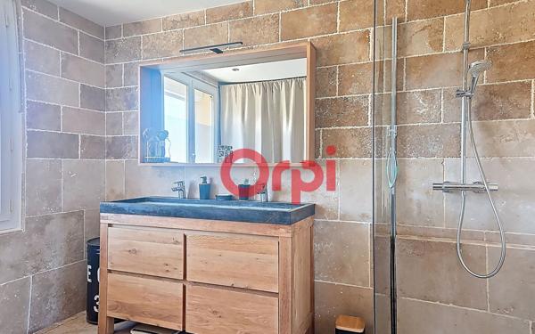 Appartement à vendre    4 pièces • 80 m2 La Seyne-sur-Mer