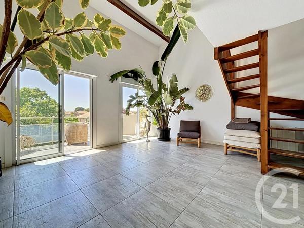 Appartement T5 à vendre  5 pièces - 101,95 m 2   MAUGUIO CARNON  - 34