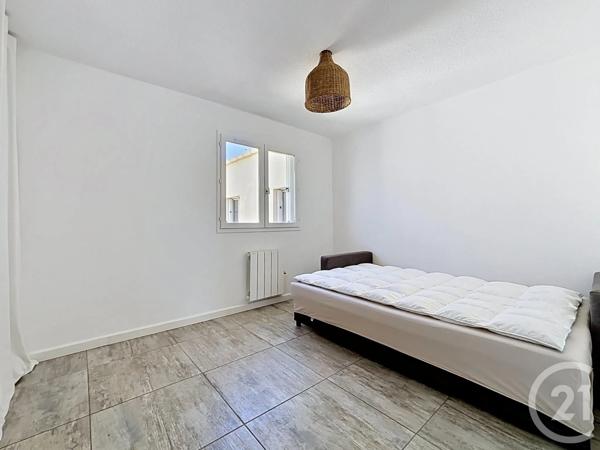 Appartement T5 à vendre  5 pièces - 101,95 m 2   MAUGUIO CARNON  - 34