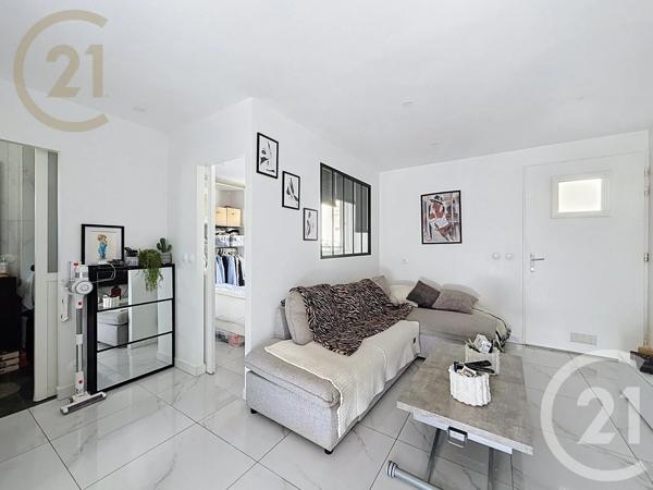 Appartement F2 à vendre  2 pièces - 28,15 m 2   FRONTIGNAN  - 34