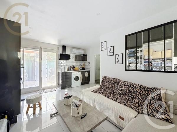 Appartement F2 à vendre  2 pièces - 28,15 m 2   FRONTIGNAN  - 34