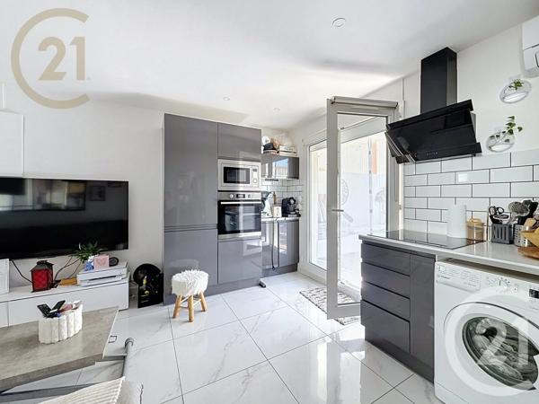 Appartement F2 à vendre  2 pièces - 28,15 m 2   FRONTIGNAN  - 34