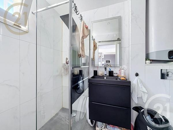 Appartement F2 à vendre  2 pièces - 28,15 m 2   FRONTIGNAN  - 34