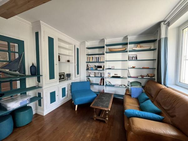 Maison à louer 900 € CC St-Pol-de-Léon 4 p 106 m² DPE E
