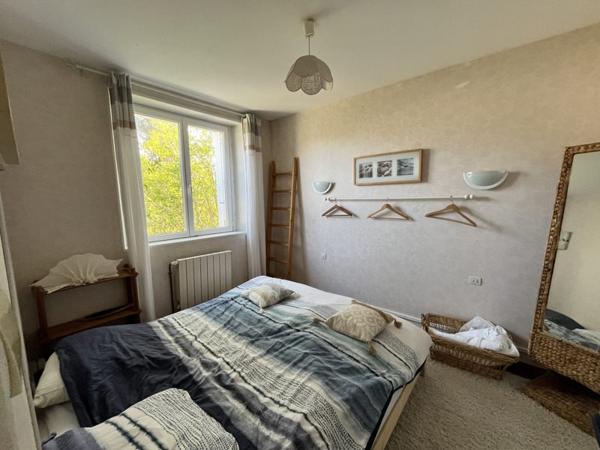 Maison à louer 900 € CC St-Pol-de-Léon 4 p 106 m² DPE E