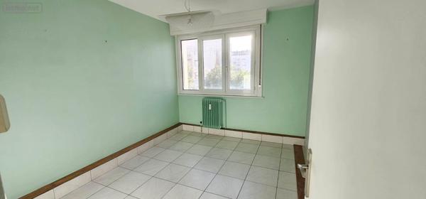 Appartement à rénover à vendre à Dunkerque dans le Nord (59140), ref : S5398