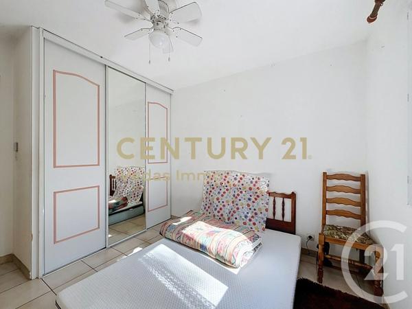 Maison à vendre  4 pièces - 101 m 2   ST JEAN DE VEDAS  - 34