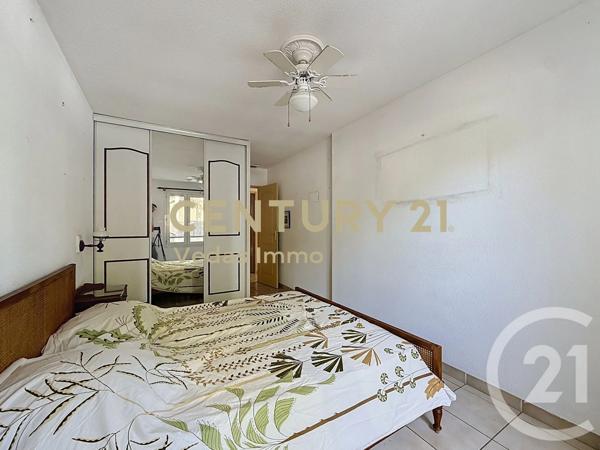 Maison à vendre  4 pièces - 101 m 2   ST JEAN DE VEDAS  - 34