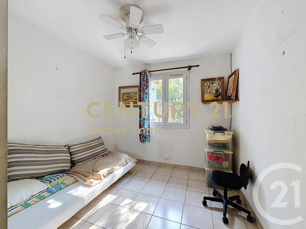 Maison à vendre  4 pièces - 101 m 2   ST JEAN DE VEDAS  - 34