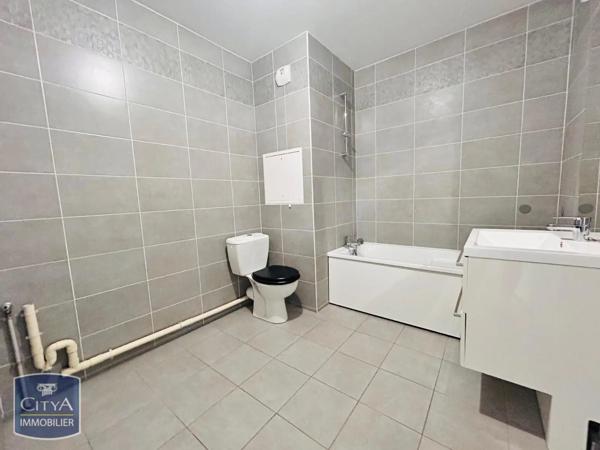 Appartement à louer 4 pièces 81.4m² Montévrain (77144)
