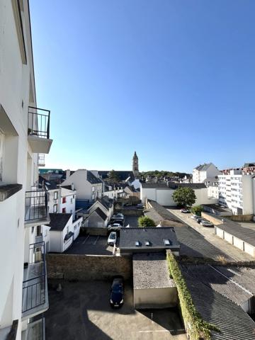 Centre ville Appartement 2 chambres avec garage à VENDRE
