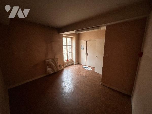 Découvrez cet appartement de 62.63 m² Loi Carrez situé à Bourgoin-Jallieu.