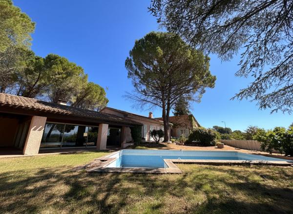 Maison sur VILLEMOUSTAUSSOU