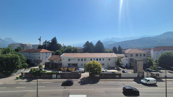 Appartement Grenoble 3 pièce(s) 66.3 m2