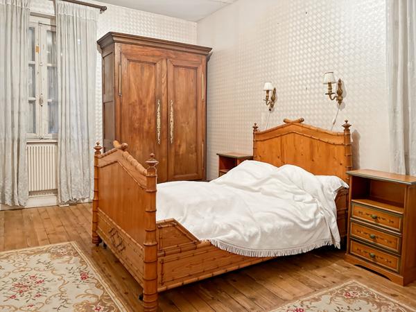 Maison Le Mesnil Esnard 16 pièce(s) 260 M2