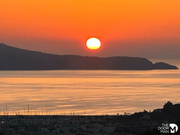 Villa - À vendre - 93 m² - CAVALAIRE-SUR-MER | The Door Man