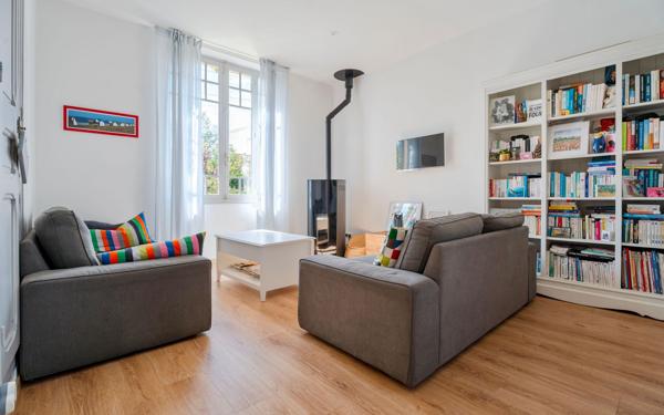 Maison à vendre    5 pièces •  Toulon