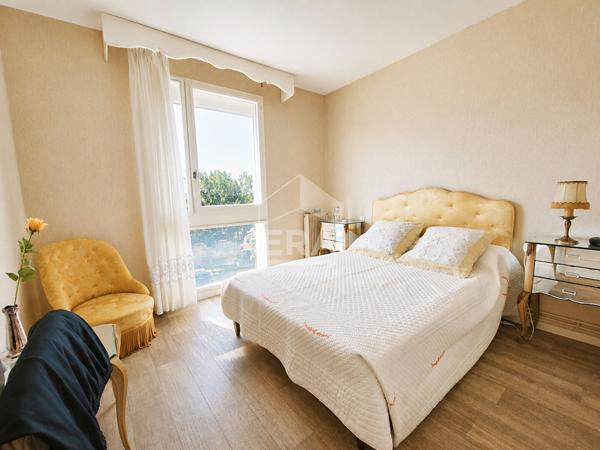 Grand T5 en coeur de Bastide avec loggia et vue sur la rivière