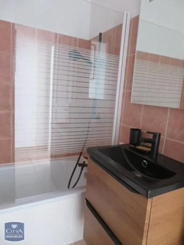 Appartement à louer 2 pièces 32.99m² Carcassonne (11000)