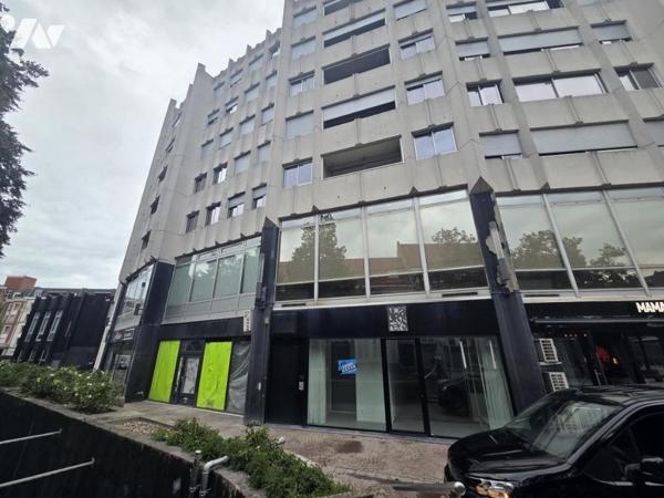AU COEUR DE LILLE - LOCAL COMMERCIAL DE 66 M2 EN PARFAIT ETAT AVEC GRANDE VITRINE