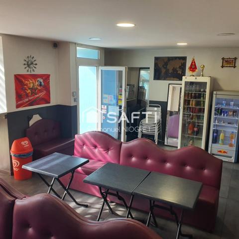 Local commercial de 54 m² à Dijon, proche gare avec caves