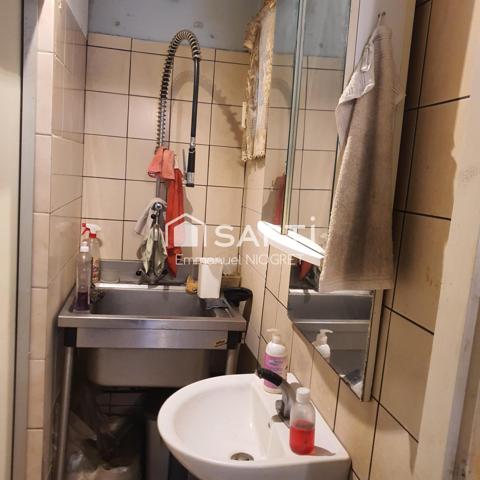 Local commercial de 54 m² à Dijon, proche gare avec caves