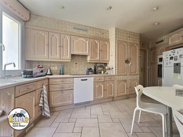 Saint-Maur – Adamville | Maison 5 chambres | Terrain 445 m² | Sous-sol total