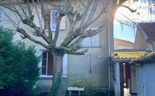 Maison à vendre    4 pièces •  Charmont