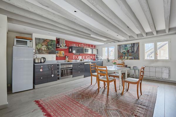 A VENDRE - Appartement - Paris - 75002 - Montorgueil - 4 pièces - 2 chambres - 90m2