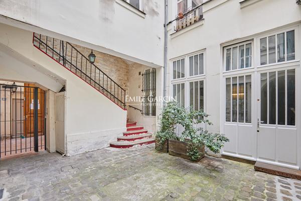 A VENDRE - Appartement - Paris - 75002 - Montorgueil - 4 pièces - 2 chambres - 90m2