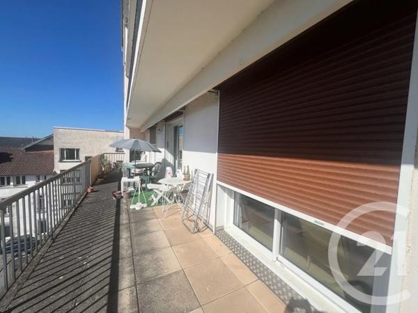 Appartement F4 à vendre  5 pièces - 90 m 2   AURILLAC  - 15