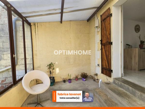 Belle maison de ville de 94 m², 2 chambres, bureau et garage ROUMAZIERES LOUBERT (16)