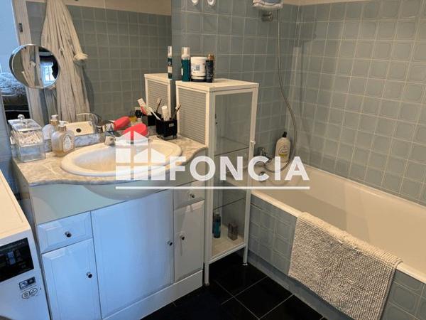 Location Appartement 2 pièces 65.75 m² - 47 RUE DE BELLECHASSE Paris 75007