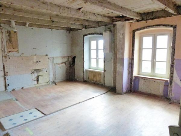 Maison Saint Hostien 11 pièce(s) 225 m2