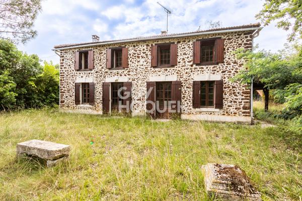 Propriété exceptionnelle en pierre des Landes