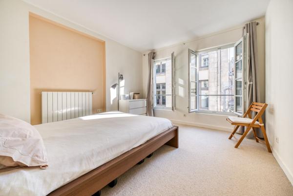 Duplex à deux pas de la Grosse Horloge