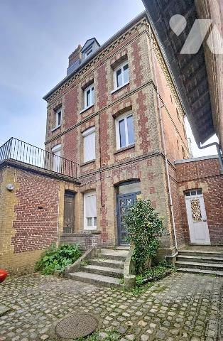 Appartement a vendre Dieppe T2 lumineux avec vue dégagée sur le centre historique de Dieppe !