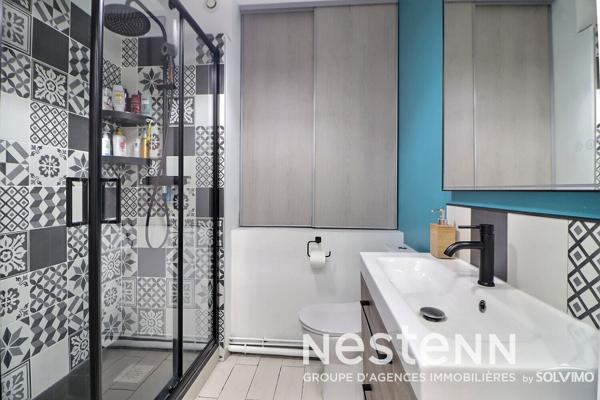 Coeur Village, Maison en duplex T4, 64m2, terrasse et stationnement.