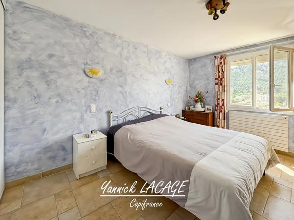 Maison T4 avec vue plein sud, volumes et potentiel d’extension (sous-sol et dépendances) – La Penne-sur-Huveaune