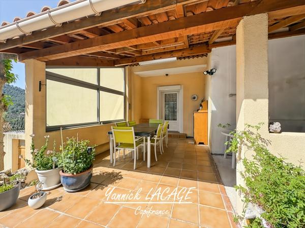 Maison T4 avec vue plein sud, volumes et potentiel d’extension (sous-sol et dépendances) – La Penne-sur-Huveaune