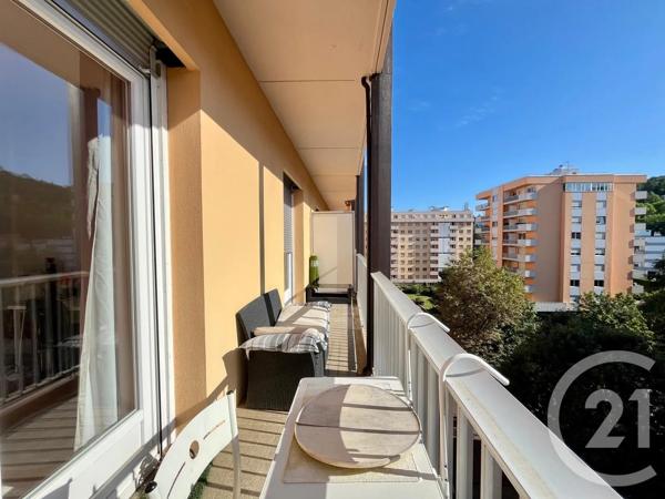 Appartement F4 à vendre  3 pièces - 97 m 2   ST ETIENNE  - 42