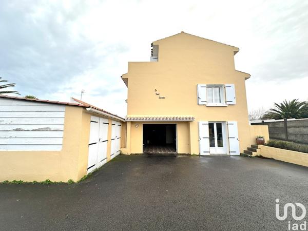 Maison à vendre 6 pièces 152 m² Les Sables-d'Olonne
