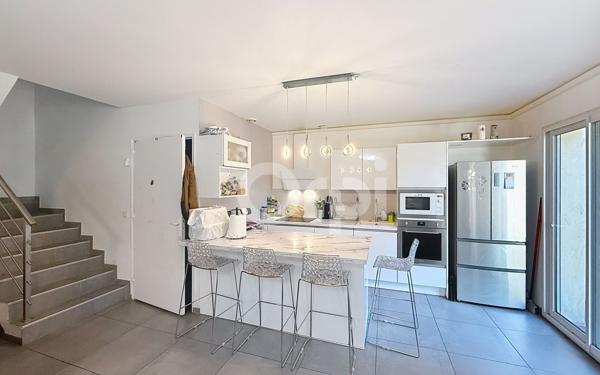 Maison à vendre    5 pièces •  Melun