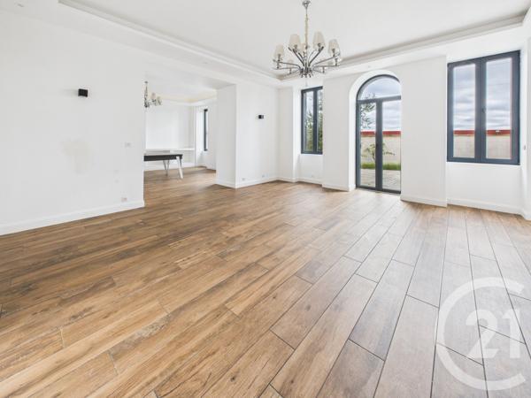 Maison à vendre  9 pièces - 265 m2 VILLENAVE D ORNON - 33