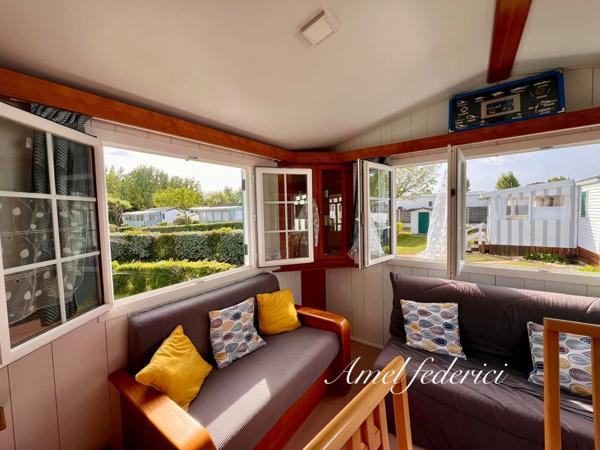 Mobile-Home - 48 m2 + 20 m2 de terrasse - sur parcelle 255 m2 - piscine privée - 5 min plage- SAINT GILLES CROIX DE VIE (85)