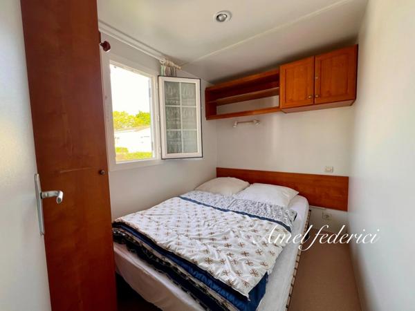 Mobile-Home - 48 m2 + 20 m2 de terrasse - sur parcelle 255 m2 - piscine privée - 5 min plage- SAINT GILLES CROIX DE VIE (85)