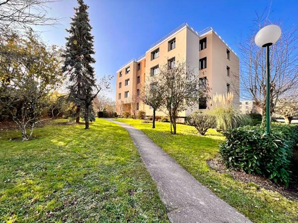 Appartement Sainte Genevieve Des Bois 2 pièce(s) 48.49 m2